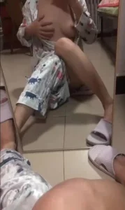 女友深夜想男人